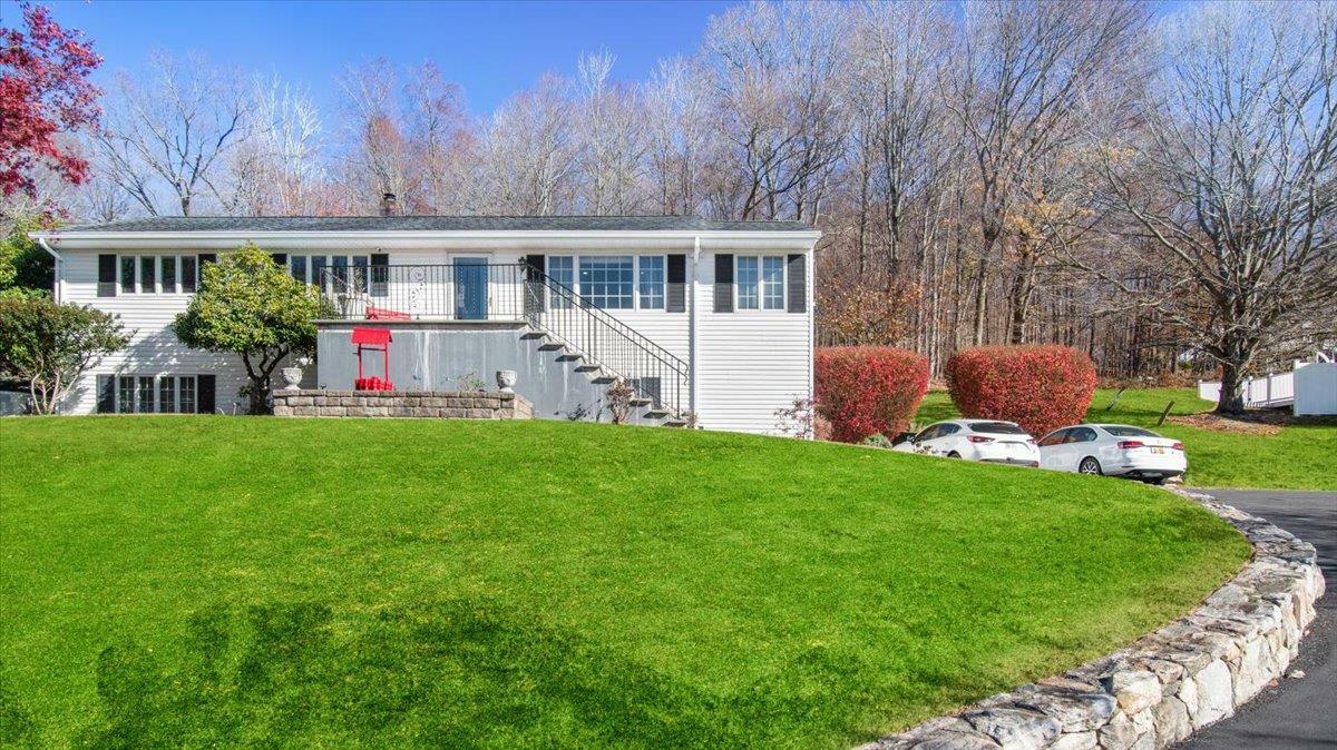 Property Photo:  43 Lakeview Road  NY 10512 