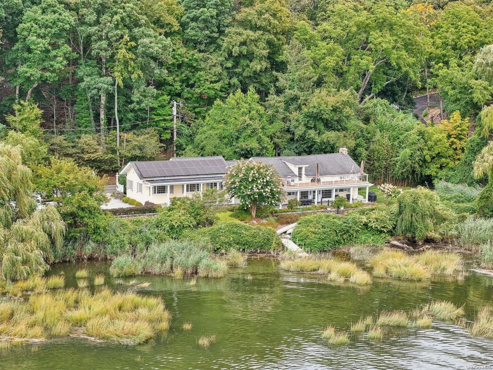 Property Photo:  428 River Road  NY 11780