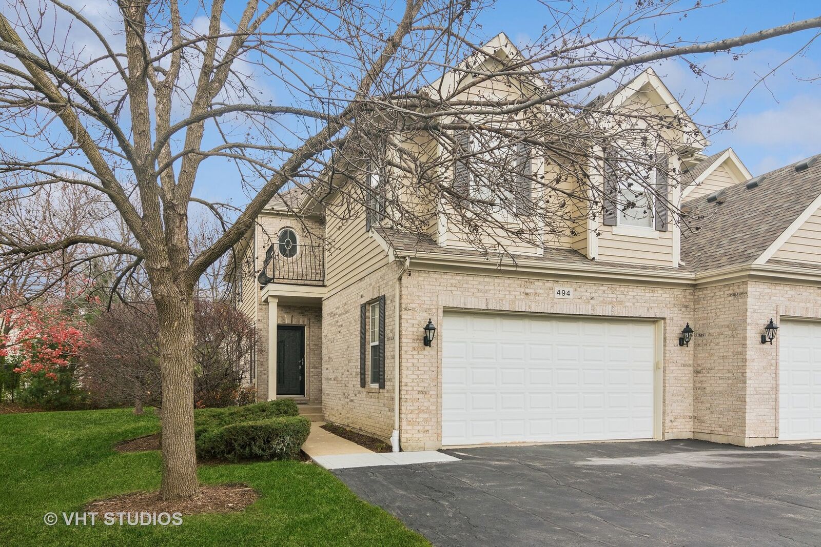 Property Photo:  494 W Fontenay Way  IL 60067 
