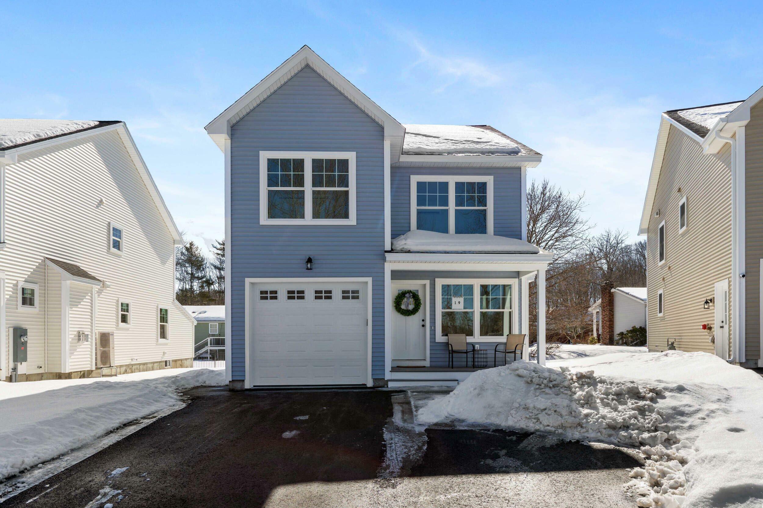 Property Photo: 19 Baxter Lane 19 ME 04038