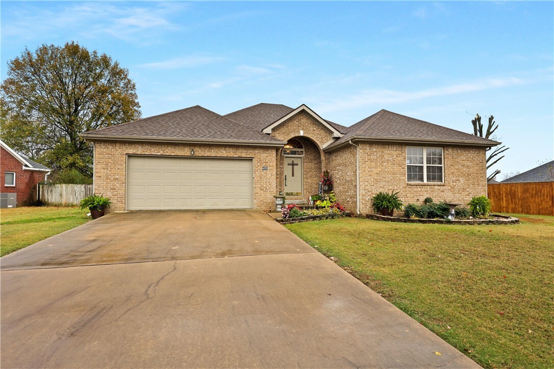 Property Photo:  477 Primrose Circle  AR 72761 