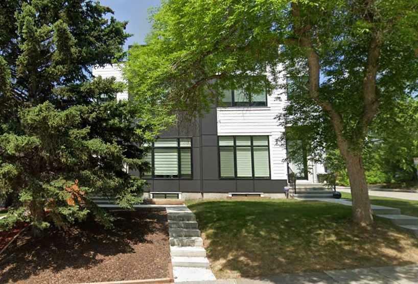 Property Photo:  923 36A Street NW  AB T3Z 3B3 