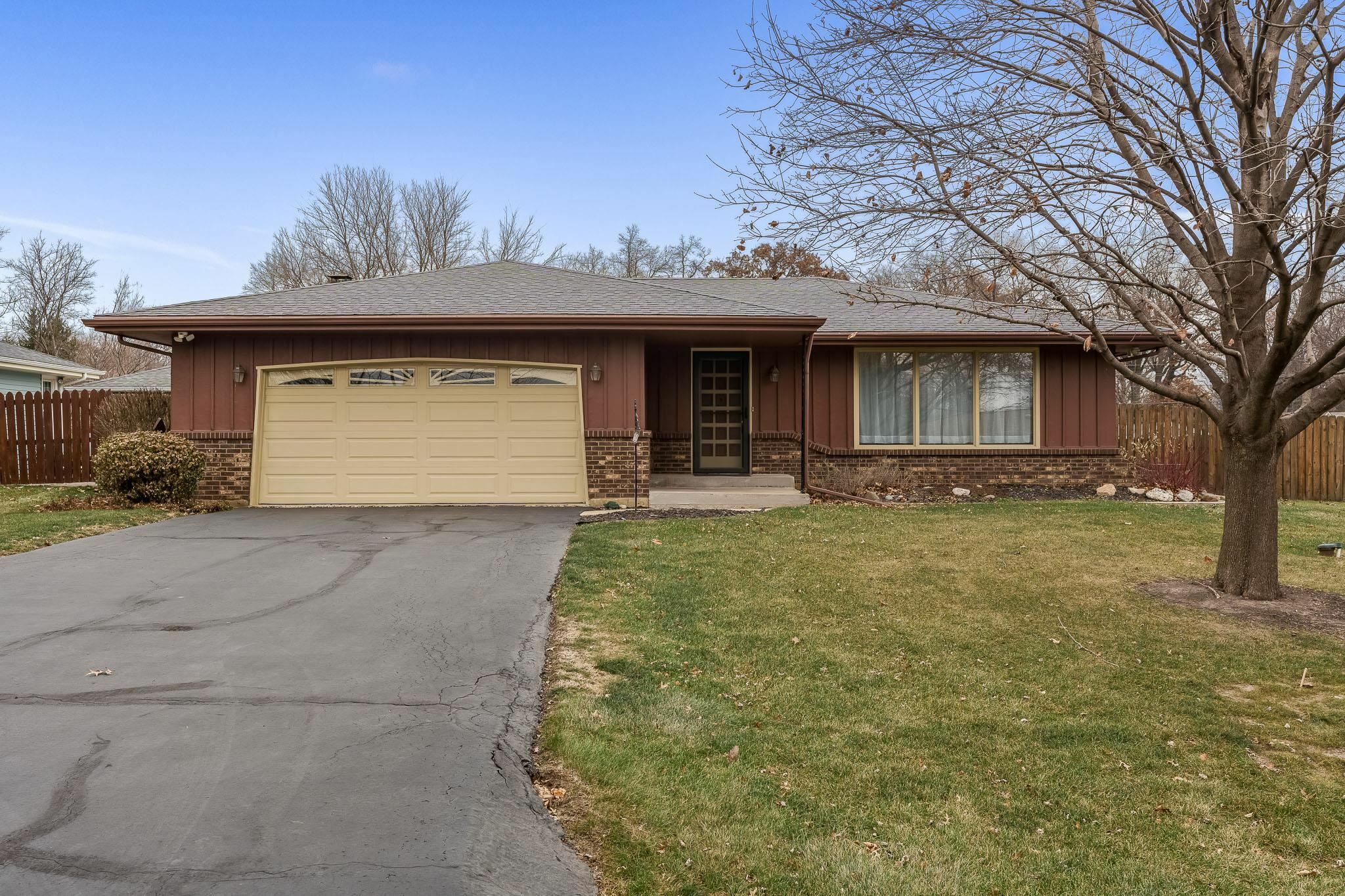 Property Photo:  6404 Graydon Road  IL 61109 