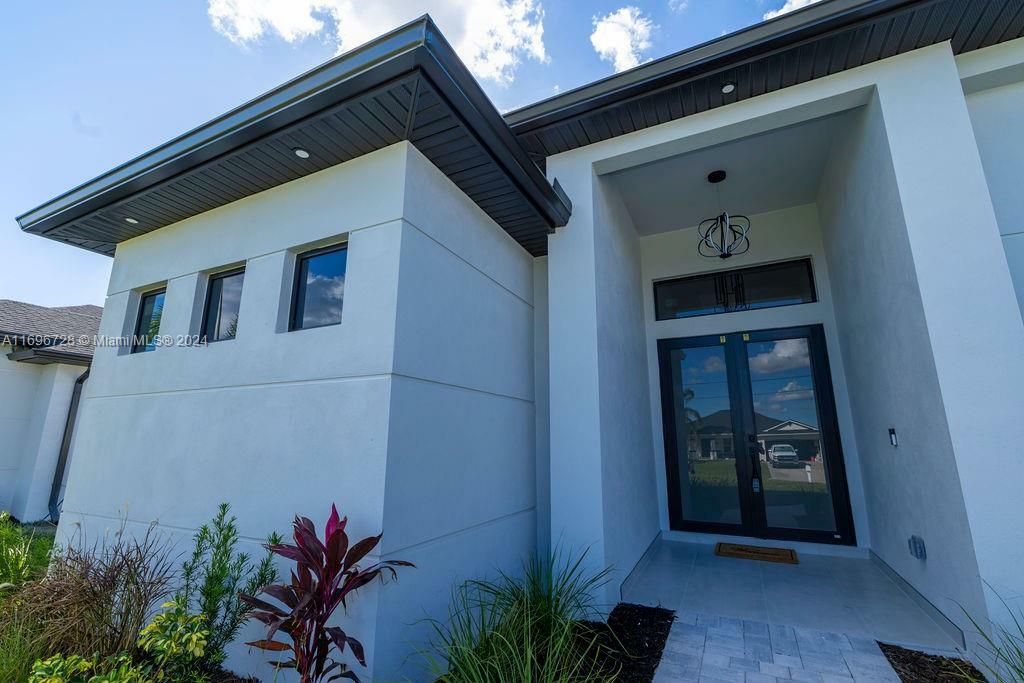 Property Photo:  1416 NW 33 Ave  FL 33993 