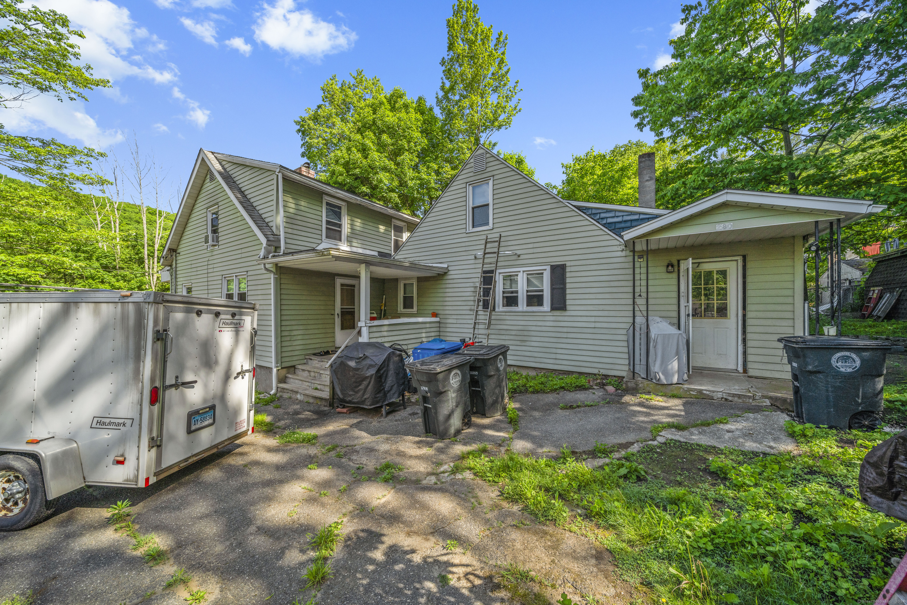 Property Photo:  278 Newfield Road  CT 06790 