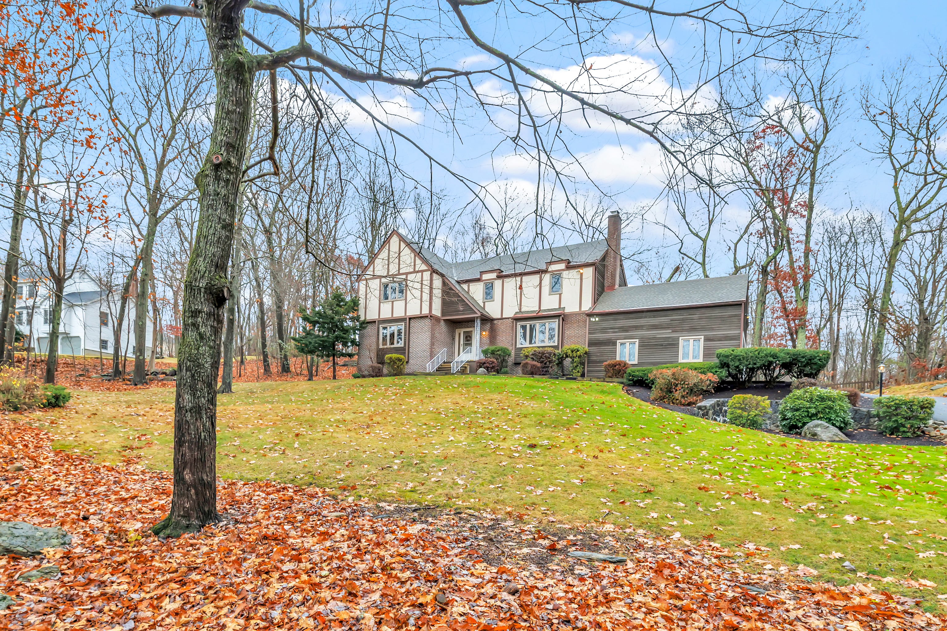 Property Photo:  12 Indian Ledge Drive  CT 06611 