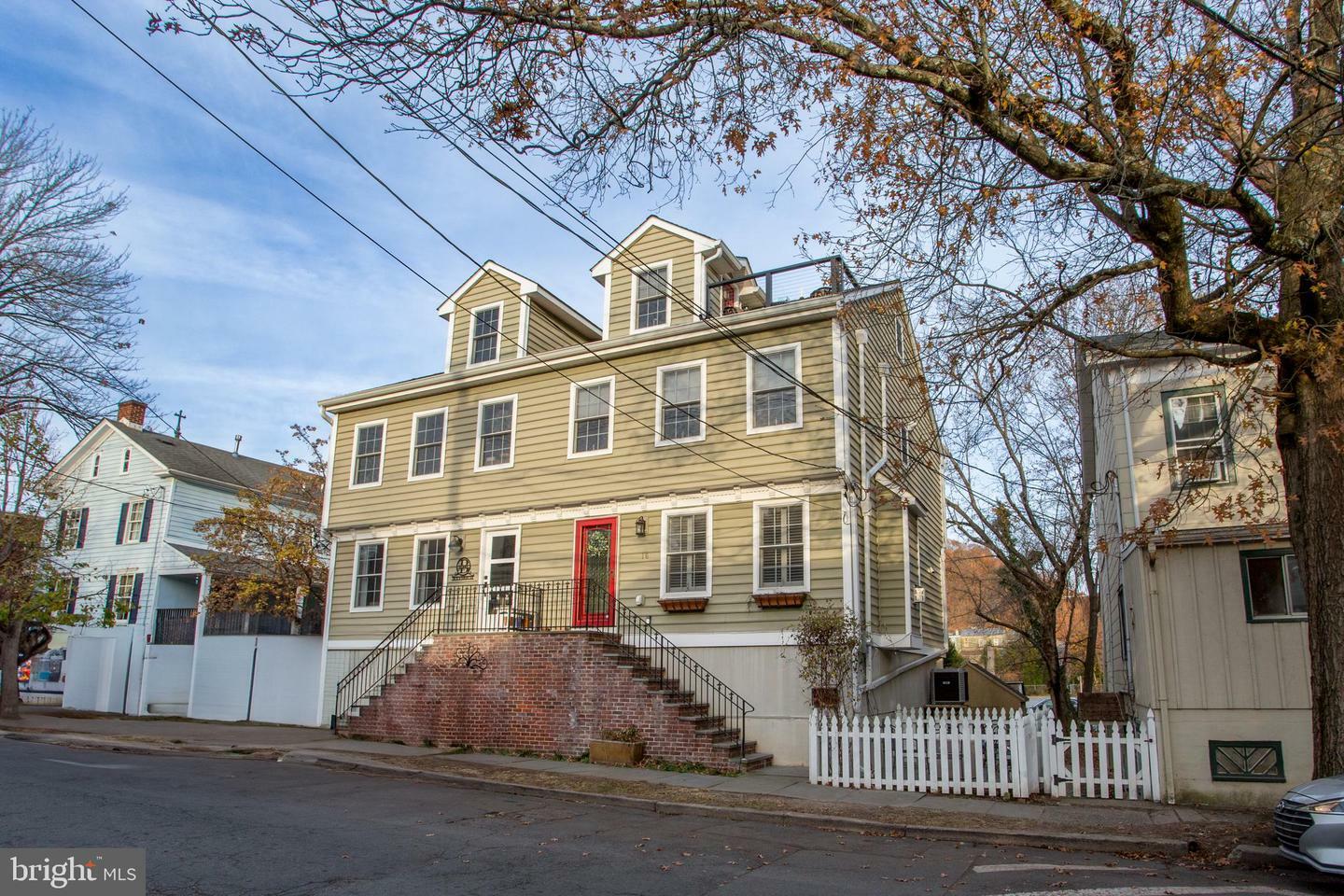 Property Photo:  16 S Union Street  NJ 08530 