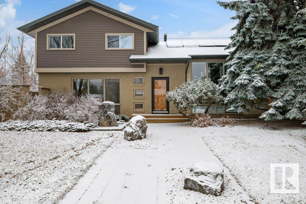 Property Photo:  9407 74 Street NW  AB T6B 2B5 