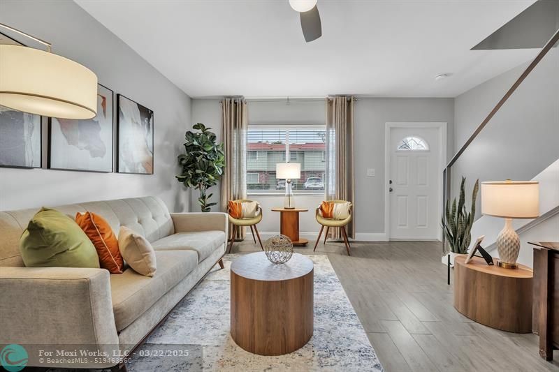 Property Photo:  105 NE 20th Ct 2G  FL 33305