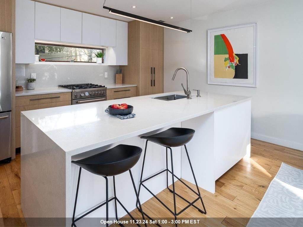 Property Photo:  330 4th St 2B  NJ 07302 