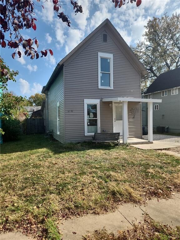 Property Photo: 739 S Princeton Street KS 66067
