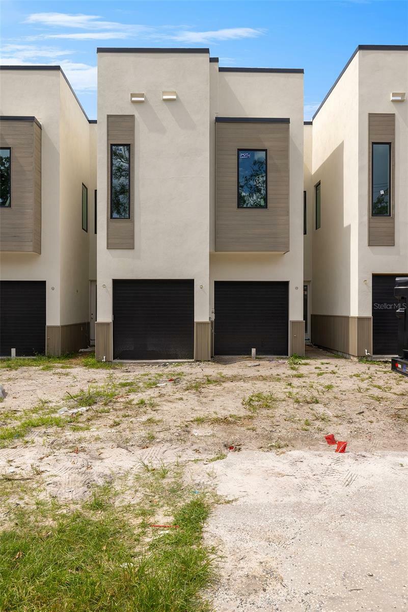 Property Photo:  4502 W North B Street 4  FL 33609 