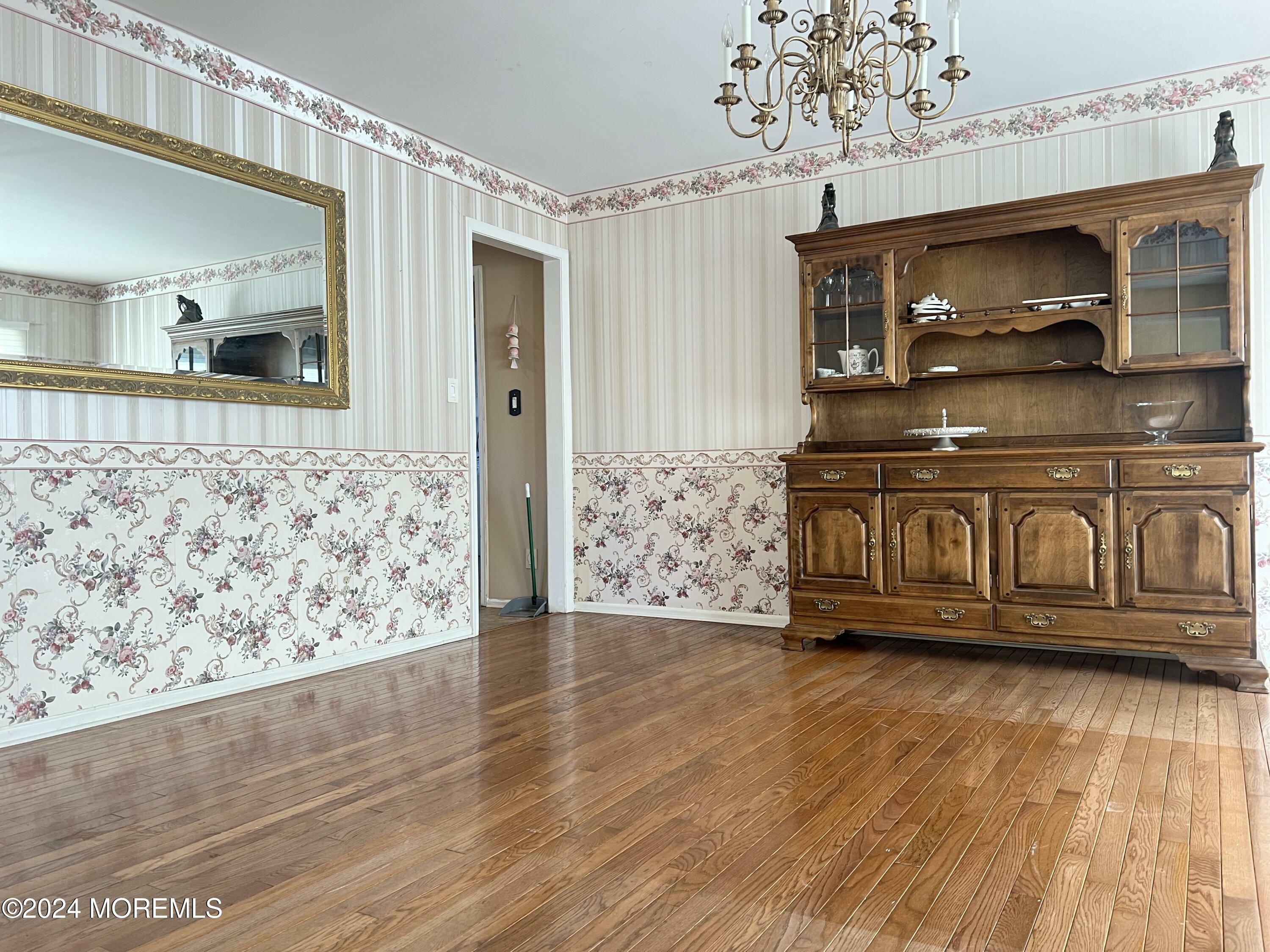 Property Photo:  4 Lee Court  NJ 07746 