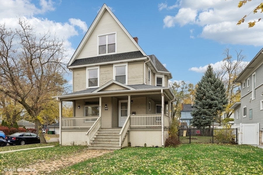 Property Photo:  3501 Kenilworth Avenue  IL 60402 