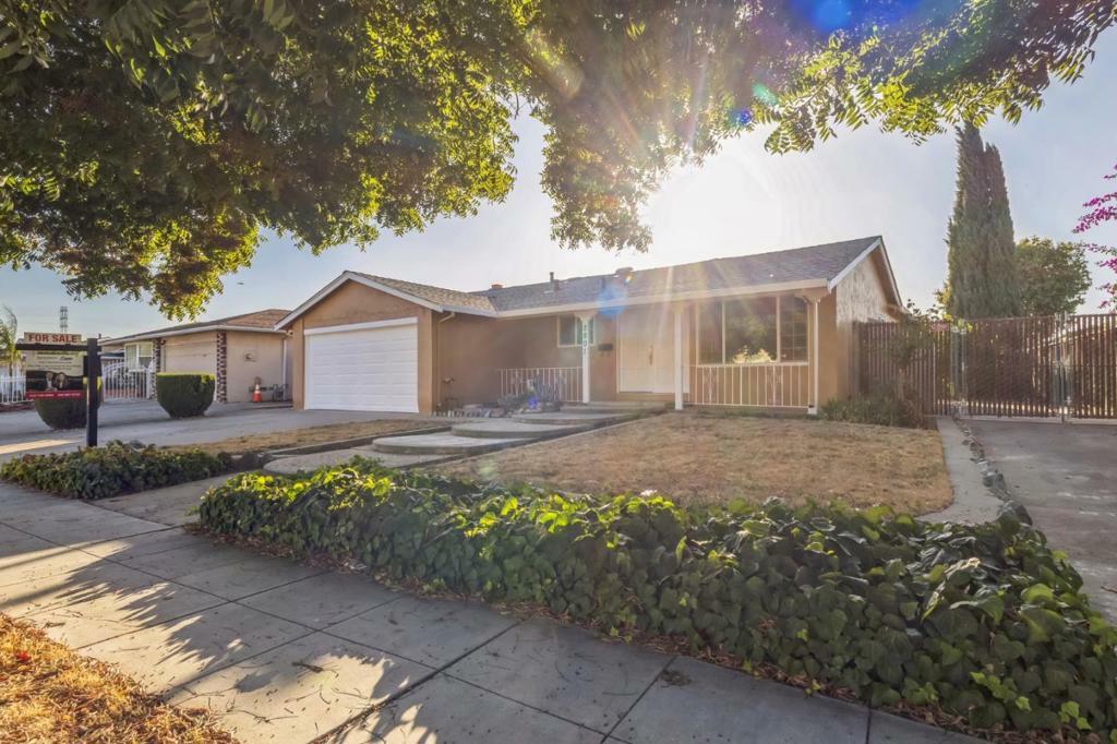 Property Photo:  2801 Gavilan Drive  CA 95148 