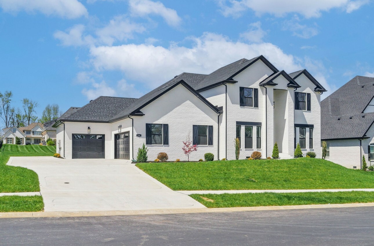 Property Photo: 286 Harrowgate Dr TN 37043