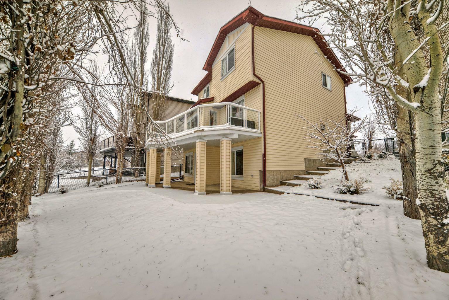 Property Photo:  47 Panamount Heights NW  AB T3K 5T2 