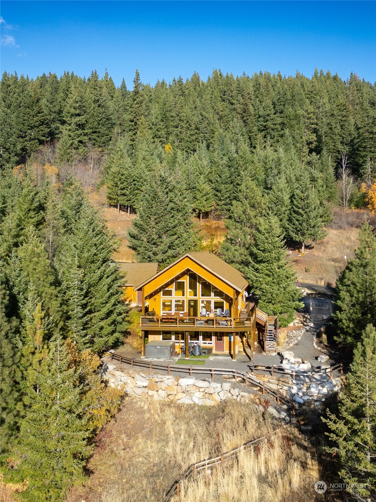 Property Photo:  601  Ridgecrest Road  WA 98940 