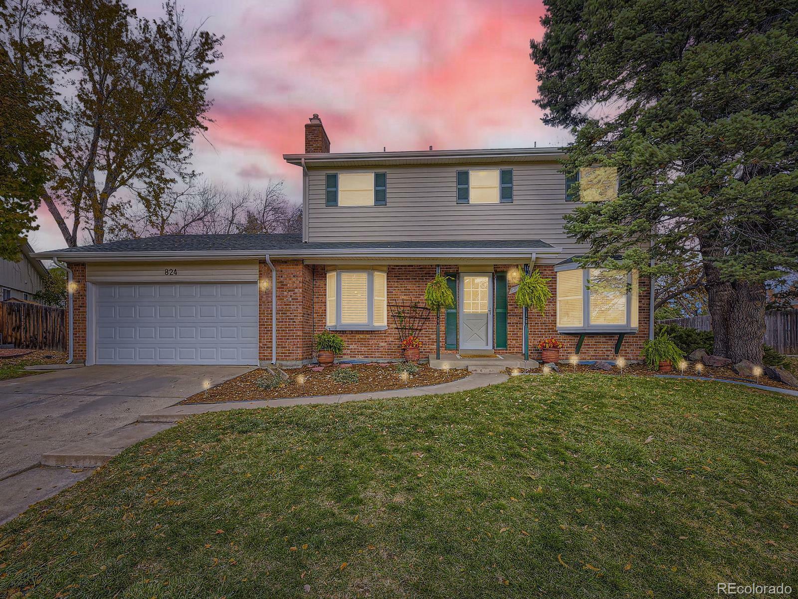 Property Photo: 824 S Nelson Way CO 80226