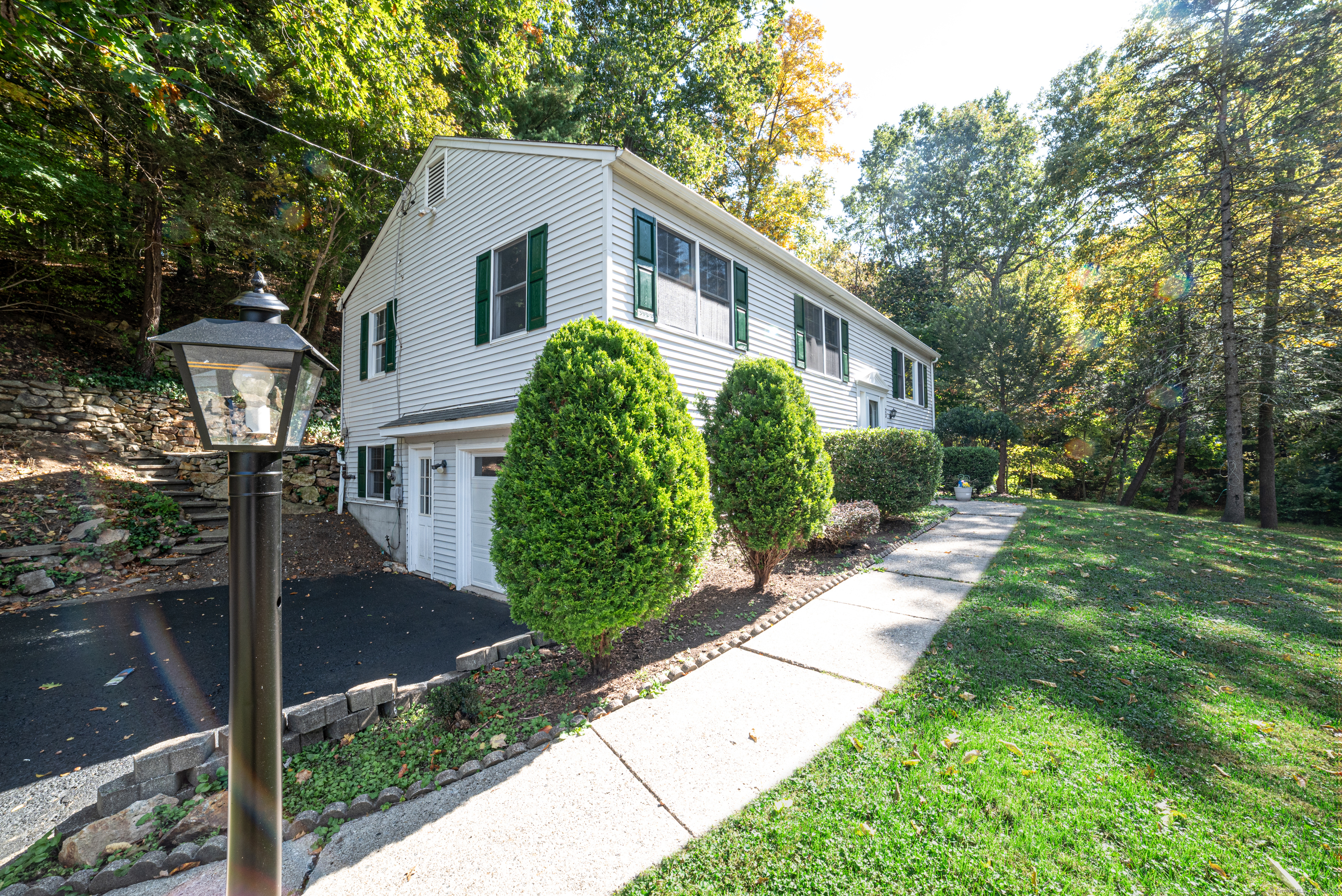 Property Photo:  23 Oak Grove Road  CT 06804 