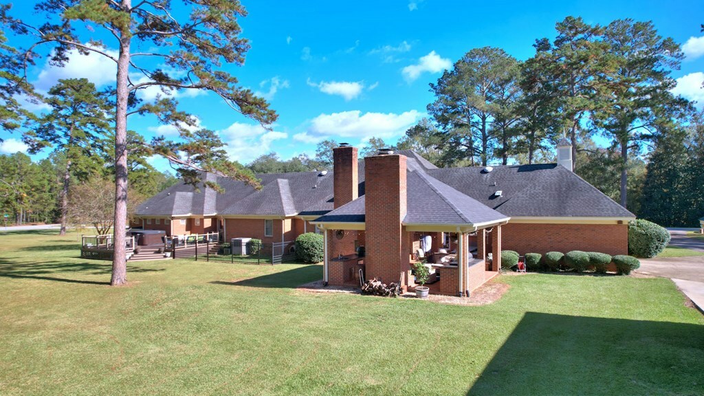 Property Photo:  2307 Tara Drive  GA 31721 