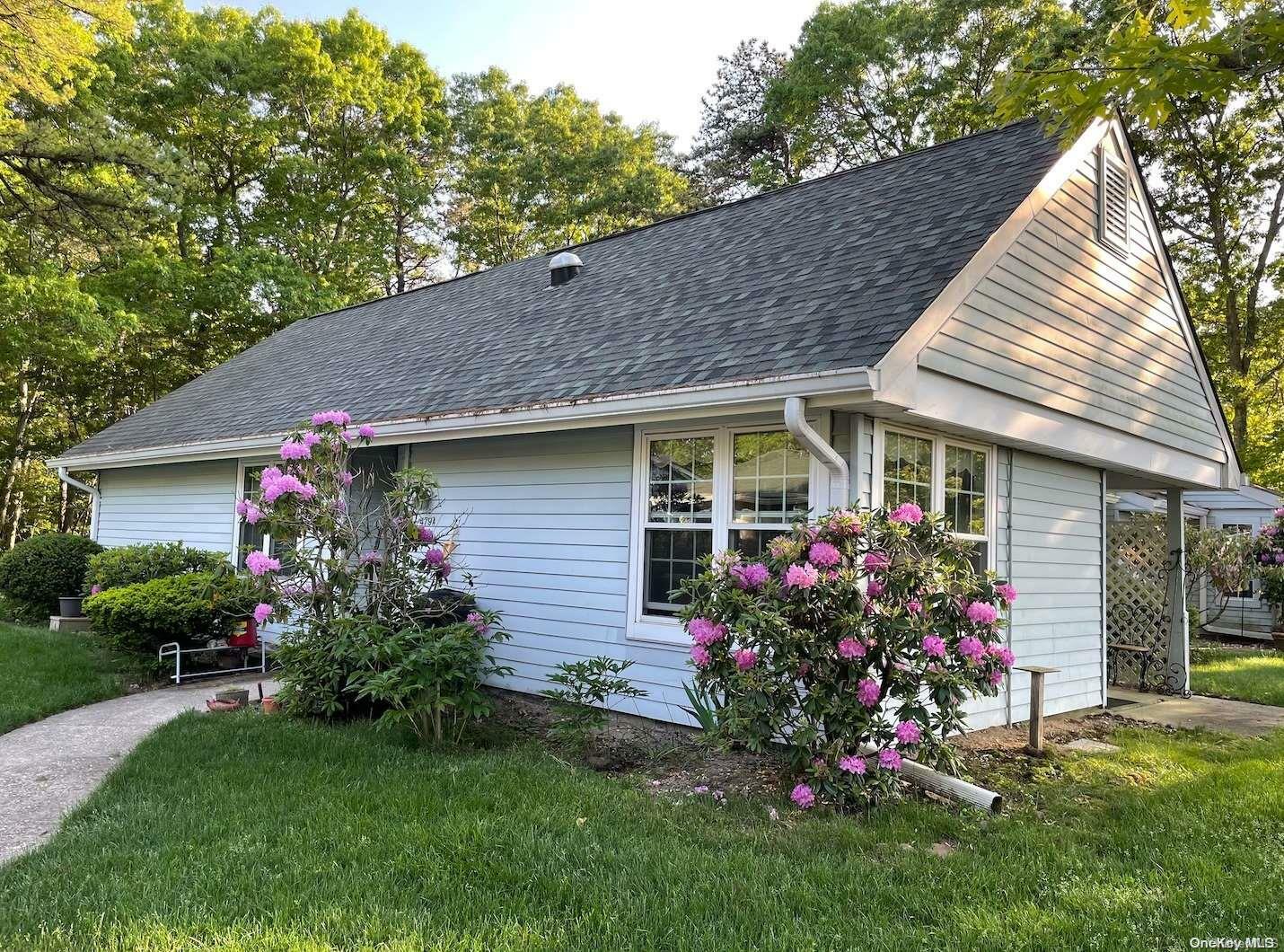 Property Photo: 479 Fairway Court A NY 11961