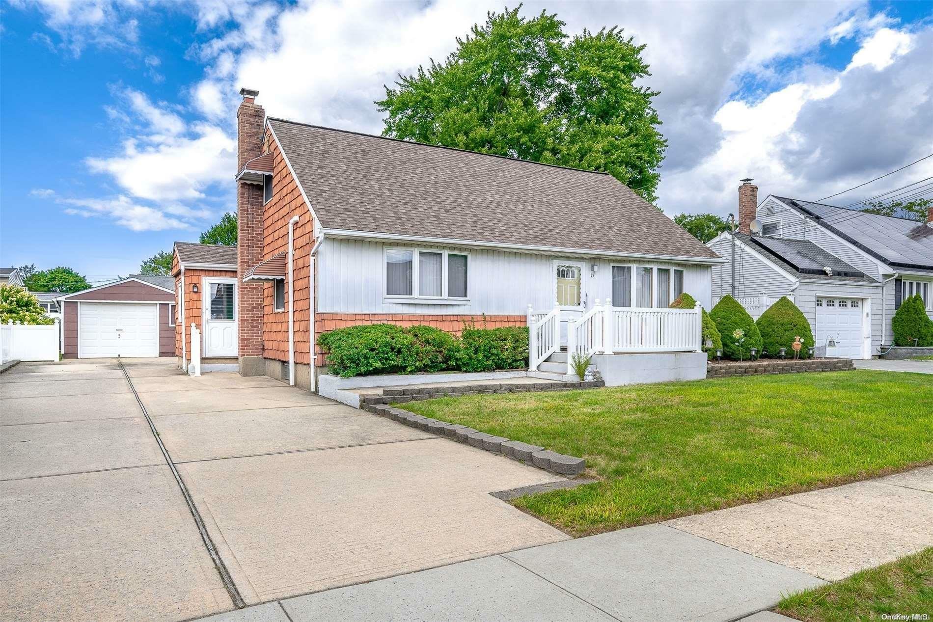 Property Photo: 17 Boblee Lane NY 11801