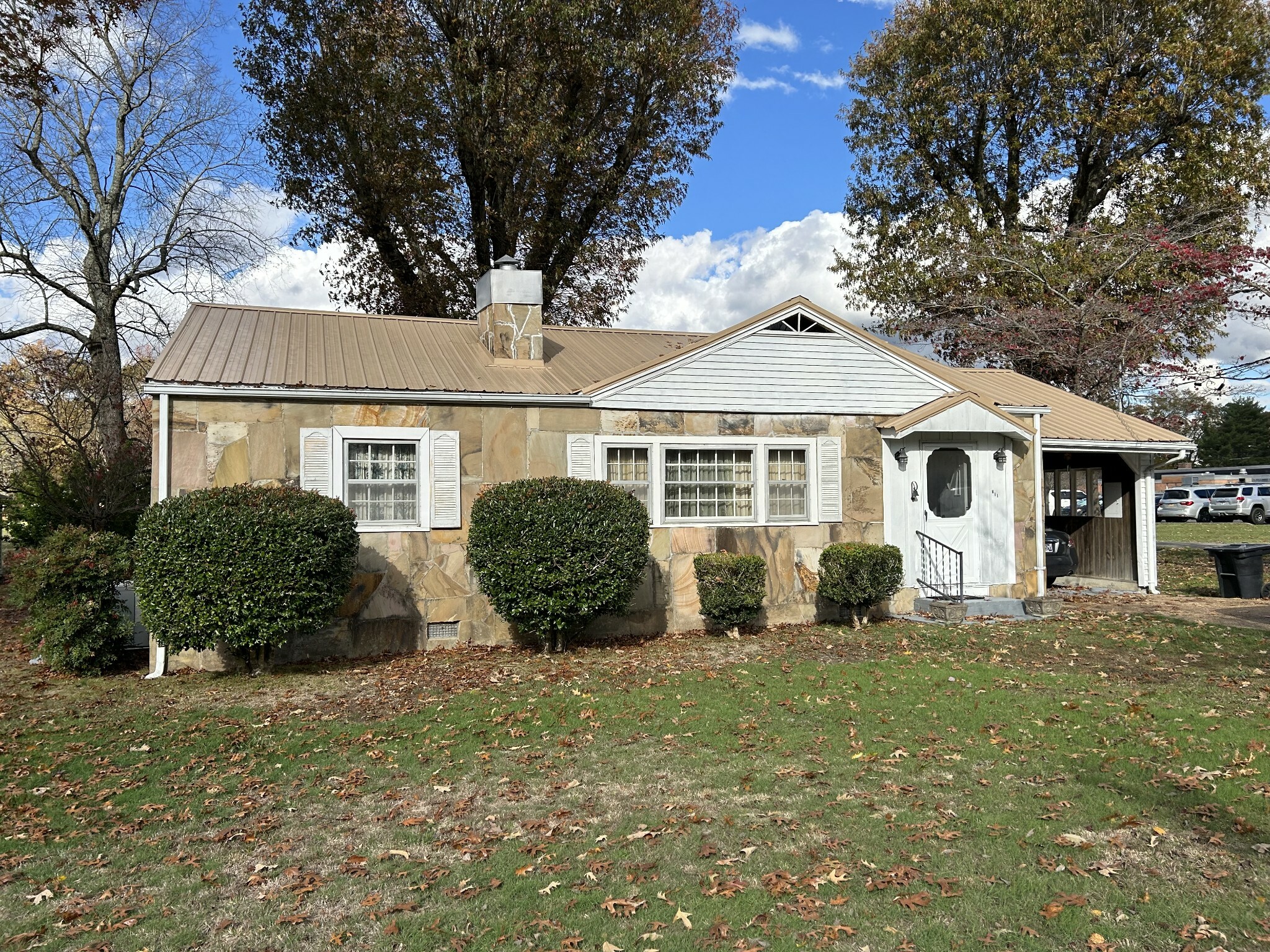 Property Photo:  311 Layne St  TN 37388 