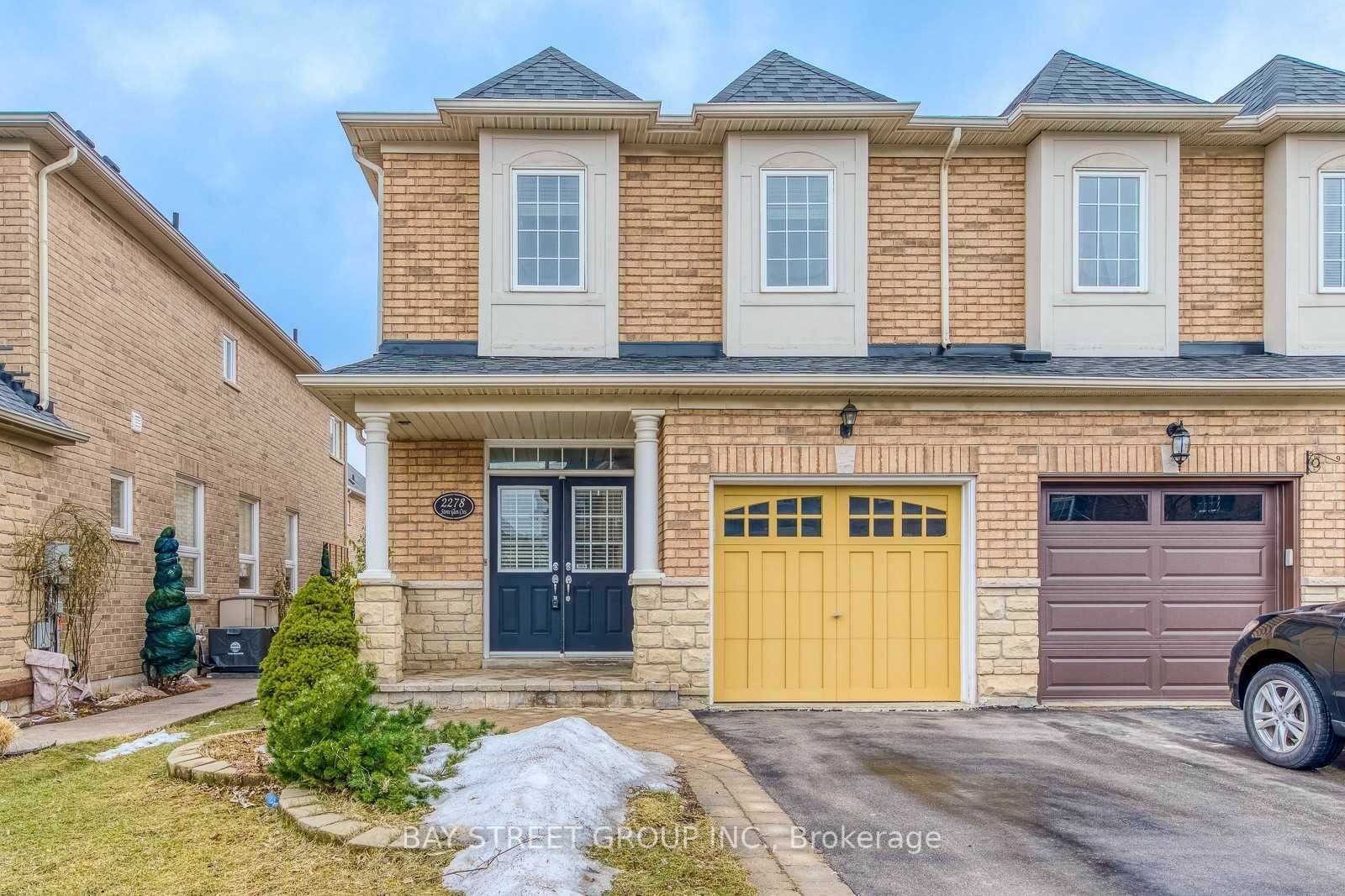 Property Photo:  2278 Stone Glen Cres  ON L6M 0C8 