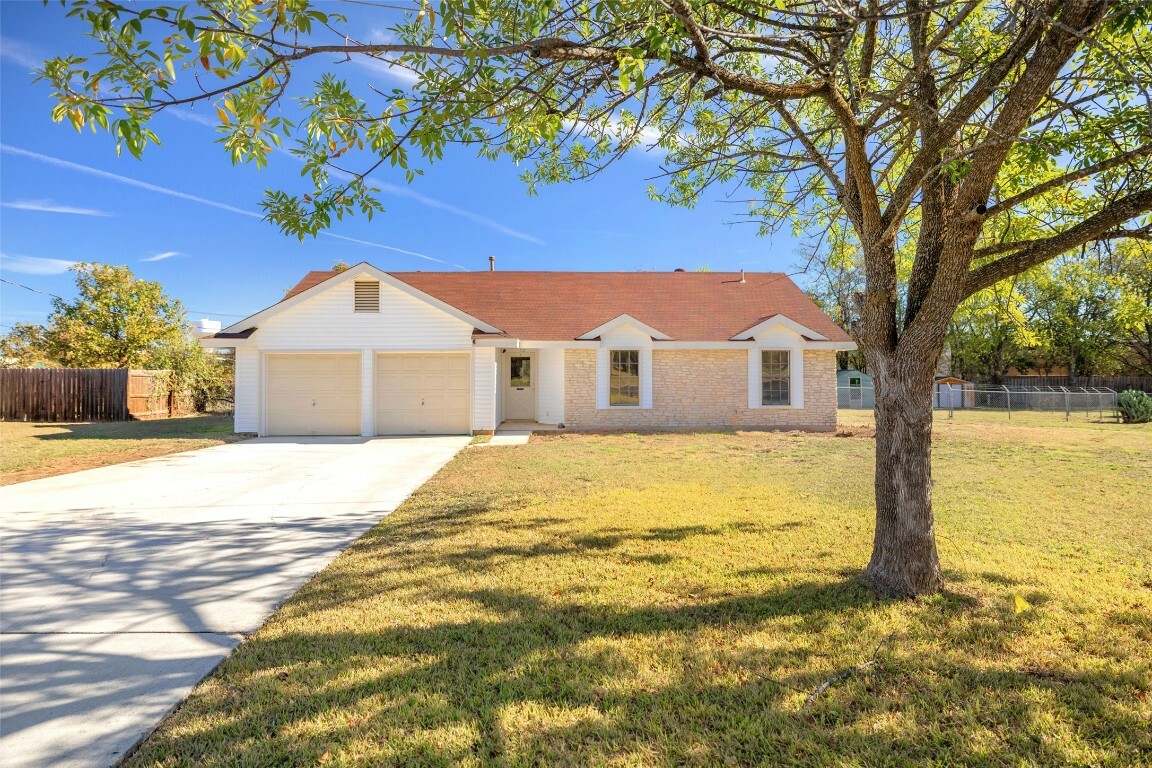 Property Photo:  1702 Juniper Trail  TX 78613 