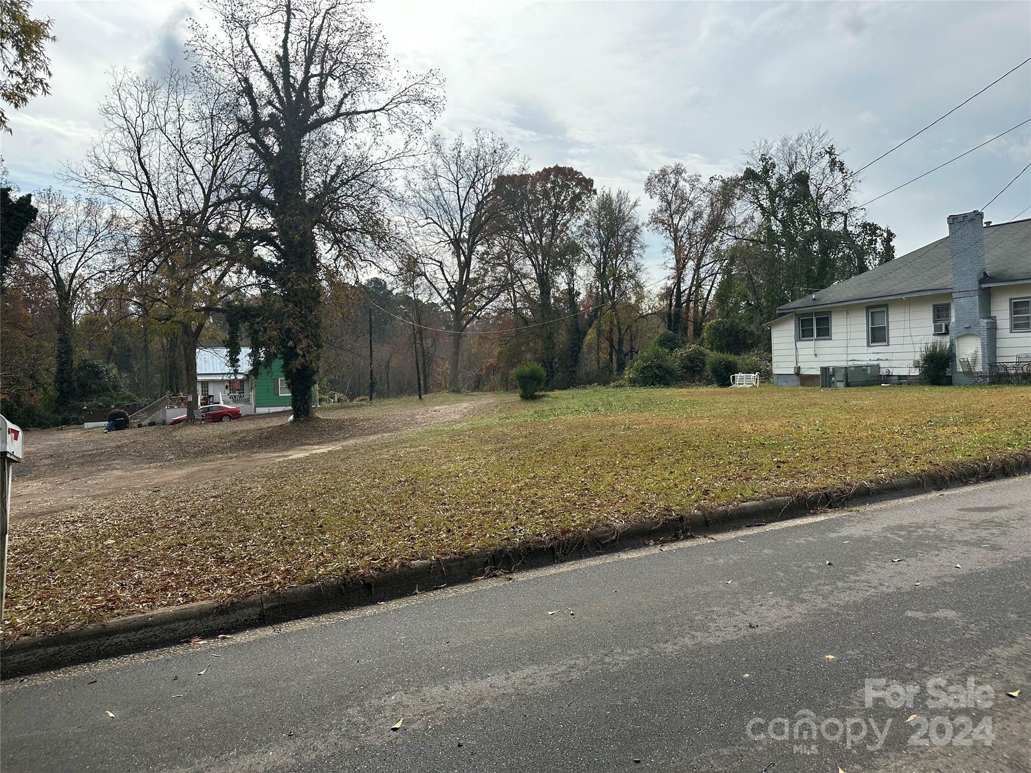 Property Photo:  1110 Armstead Street  NC 28379 