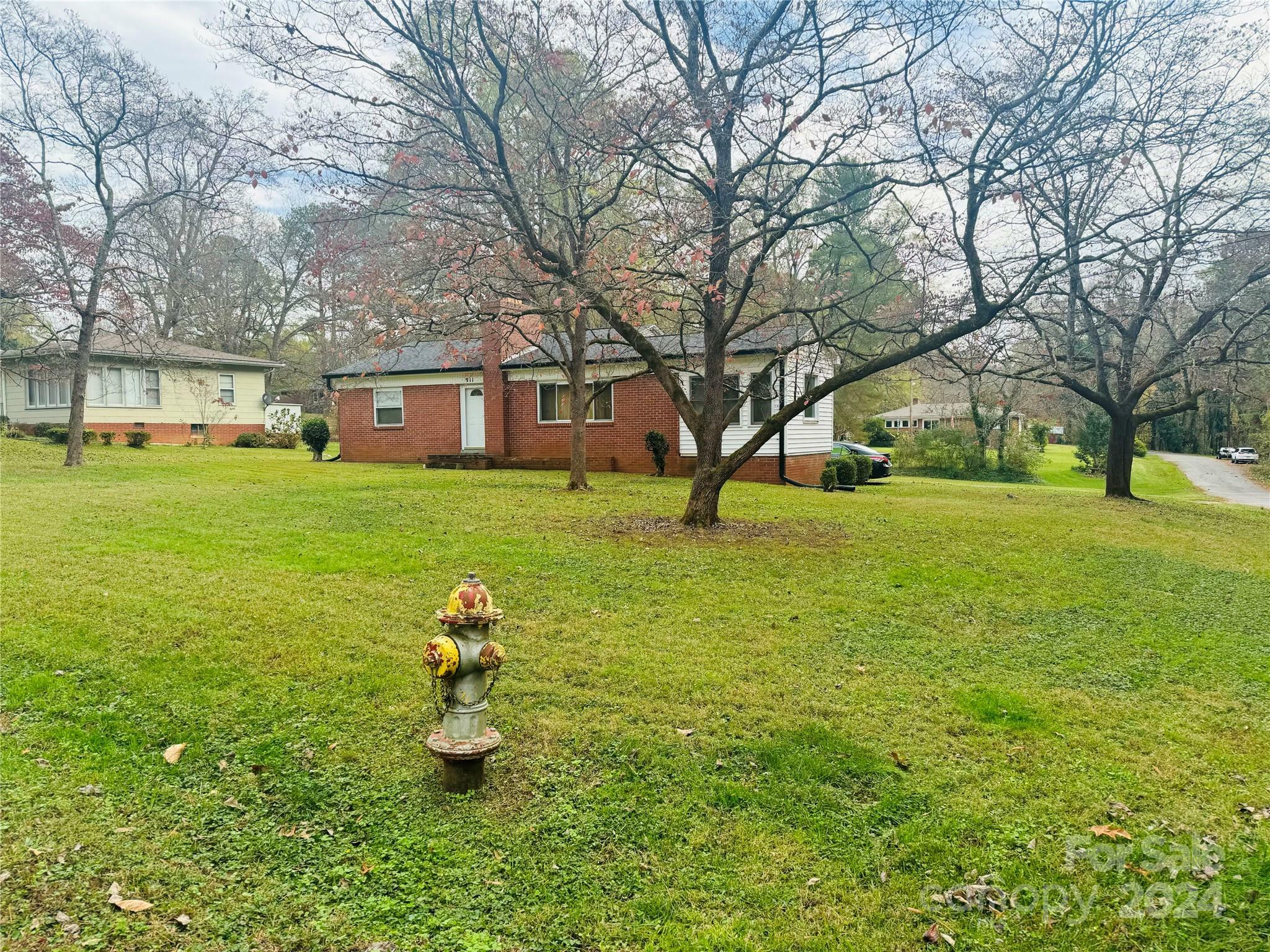 Property Photo:  911 S Spencer Avenue  NC 28159 