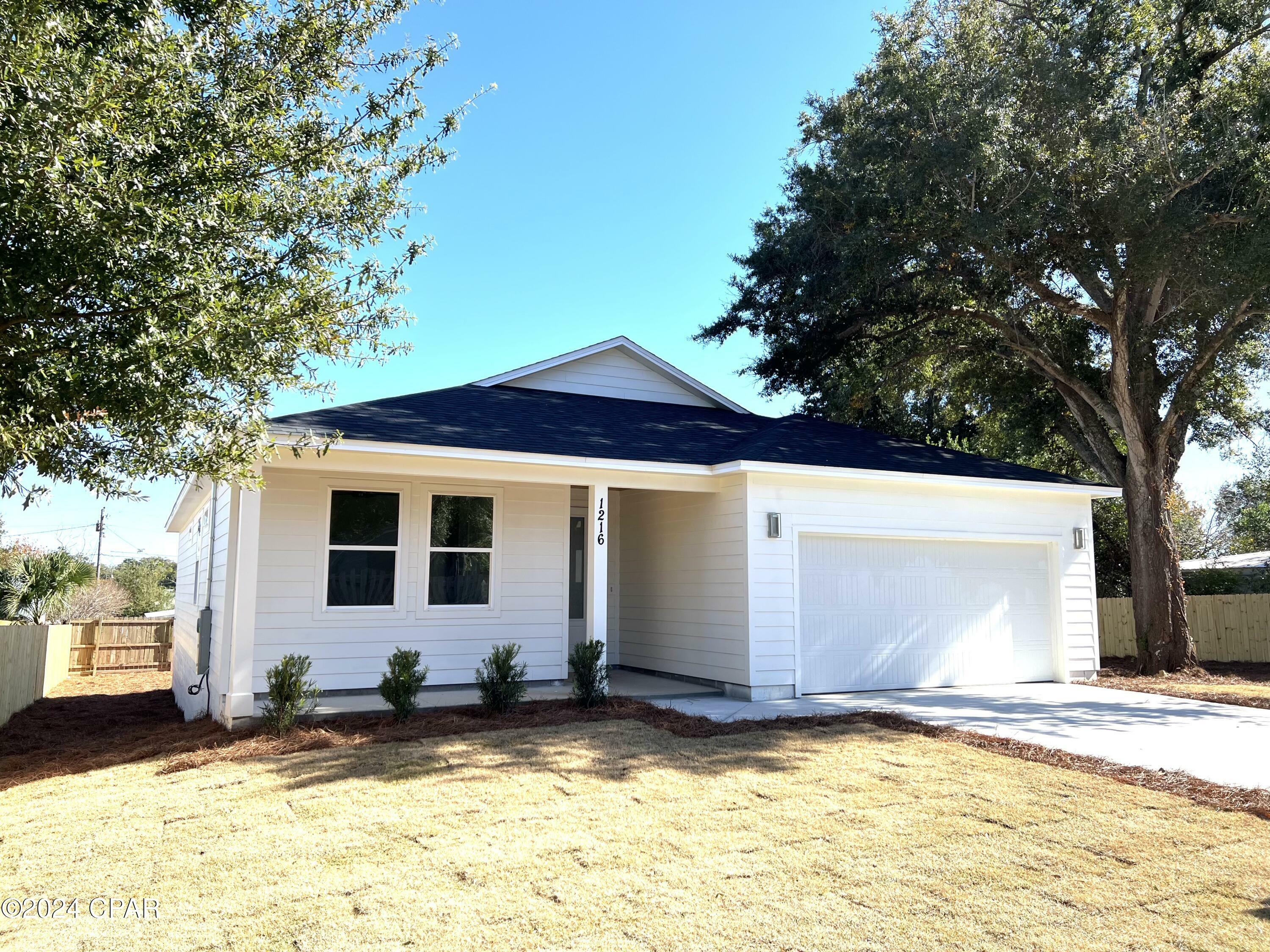 Property Photo:  1216 Lisenby Avenue  FL 32401 