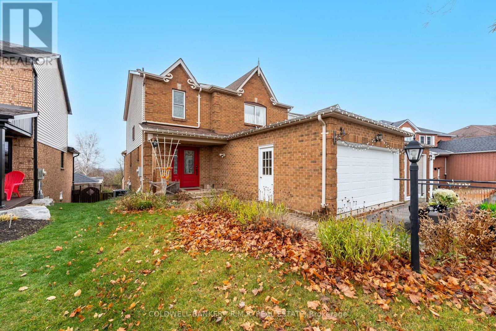 Property Photo:  24 Carrick Avenue  ON L4P 3R4 