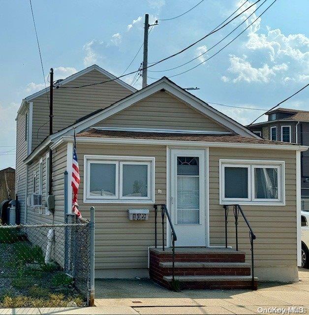 Property Photo:  102 E 6th Road  NY 11693 