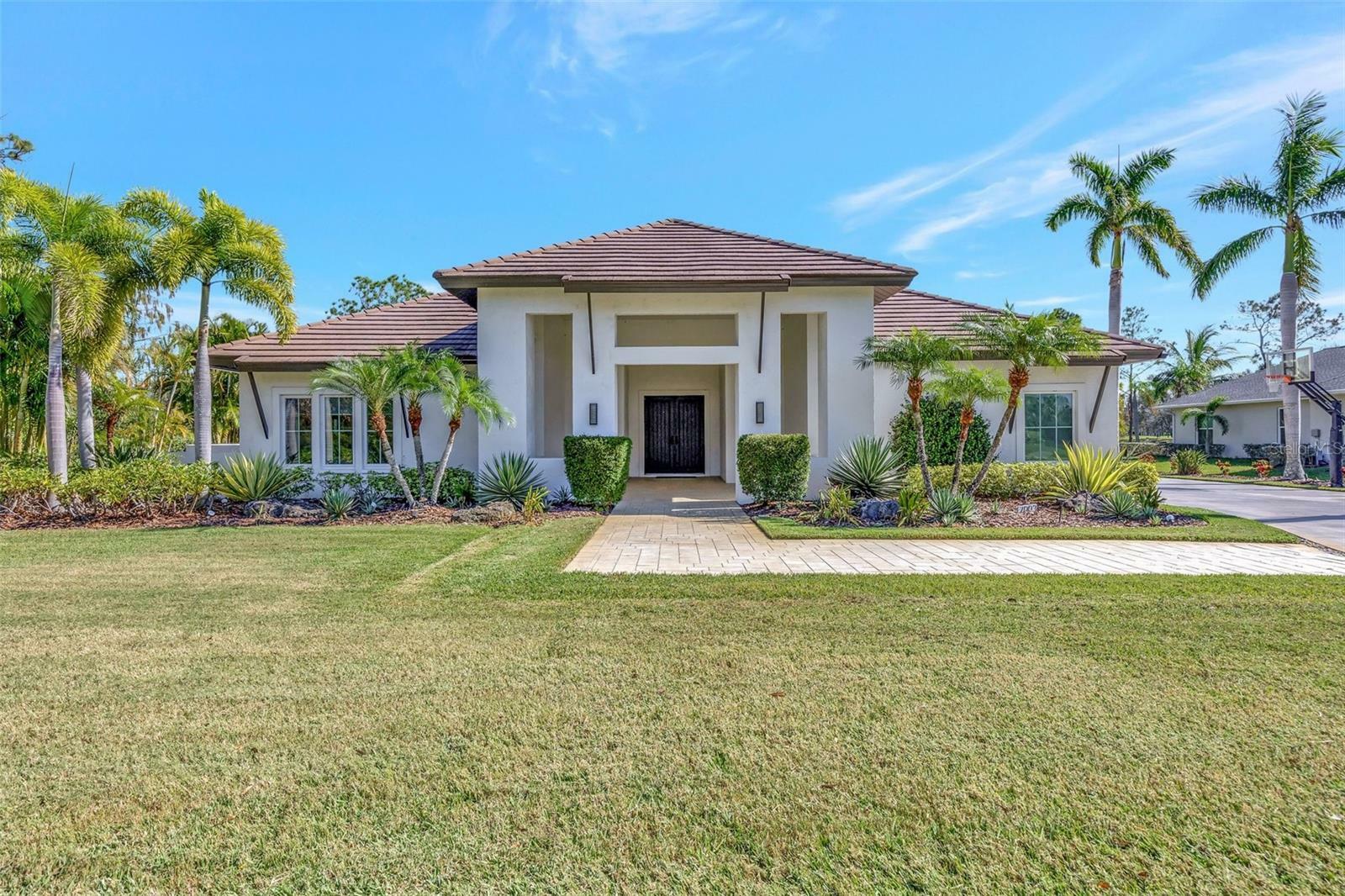 Property Photo:  7003 River Club Boulevard  FL 34202 