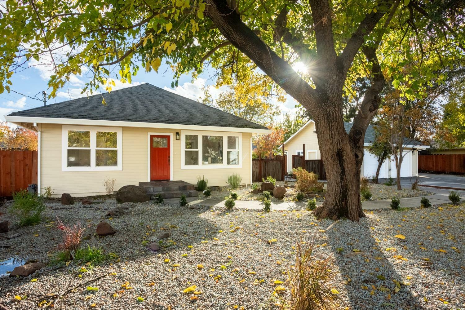 Property Photo: 19 Kinswood Lane CA 95973