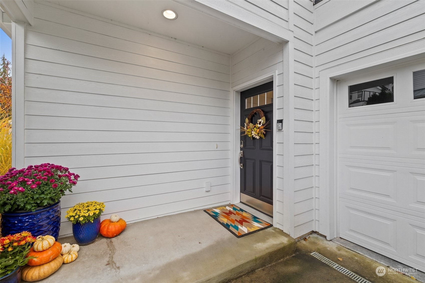 Property Photo: 5404 80th Place SW J WA 98275