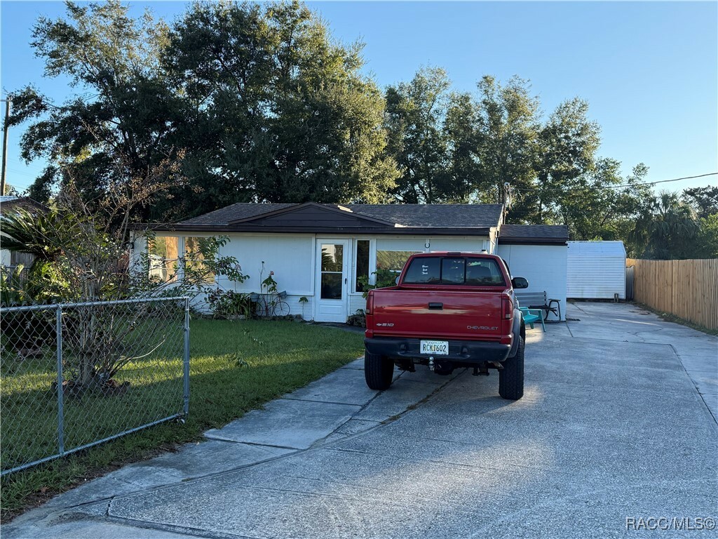 Property Photo:  1105 N Bearmount Terrace  FL 34429 