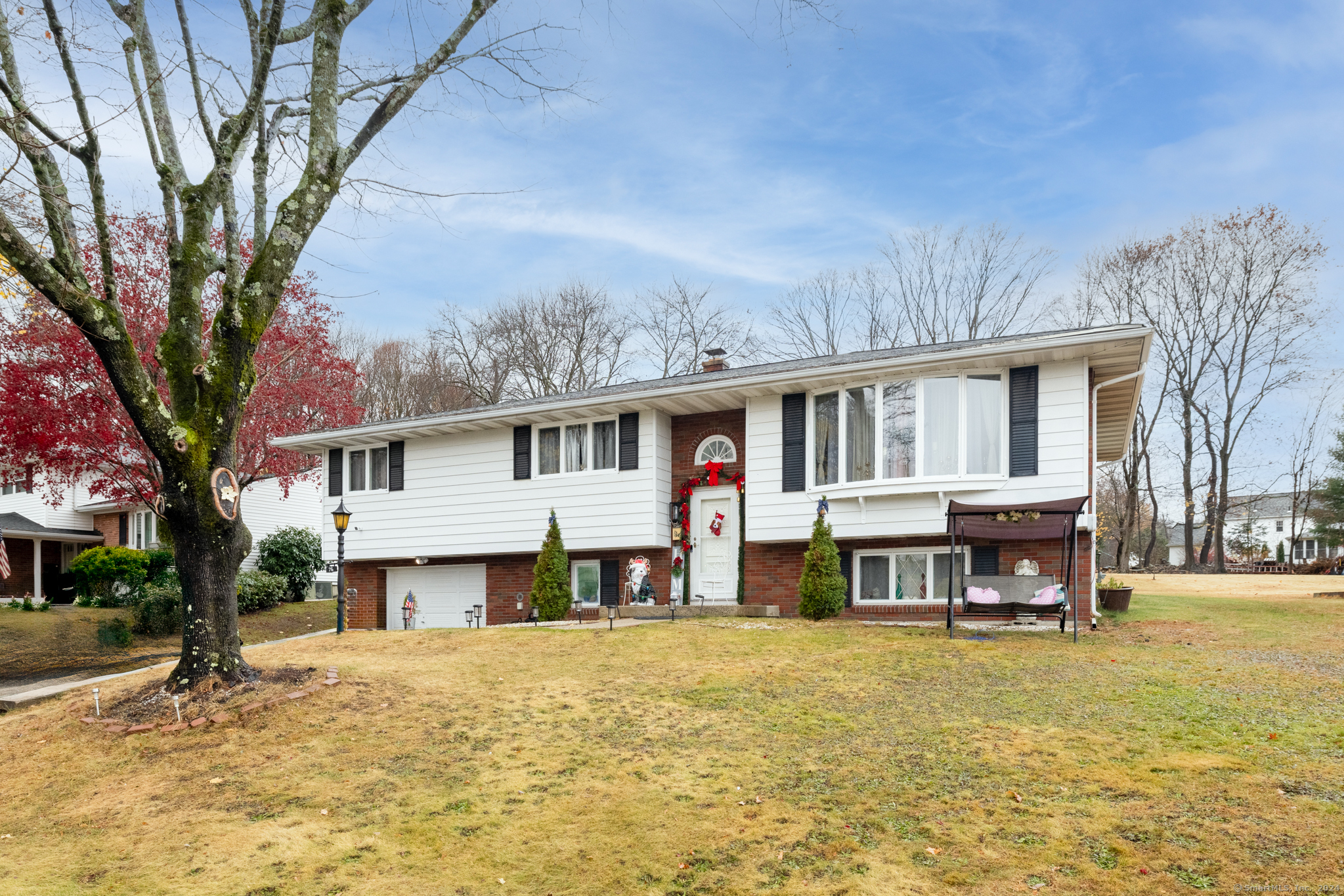 Property Photo: 76 Ardsley Road CT 06708