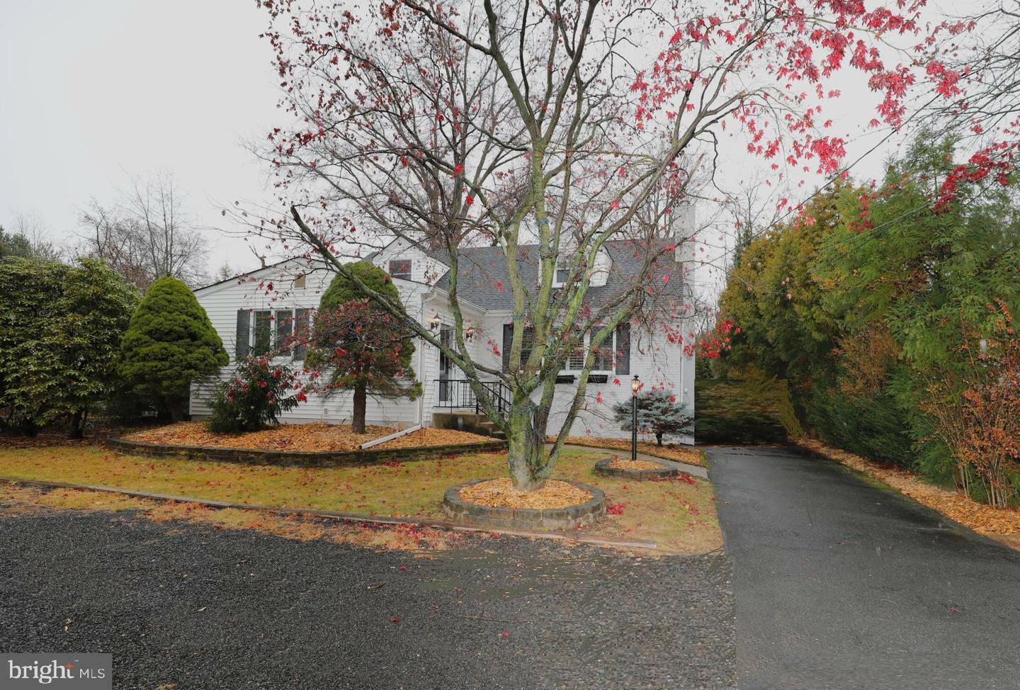 Property Photo:  121 Washington Road  NJ 08540 