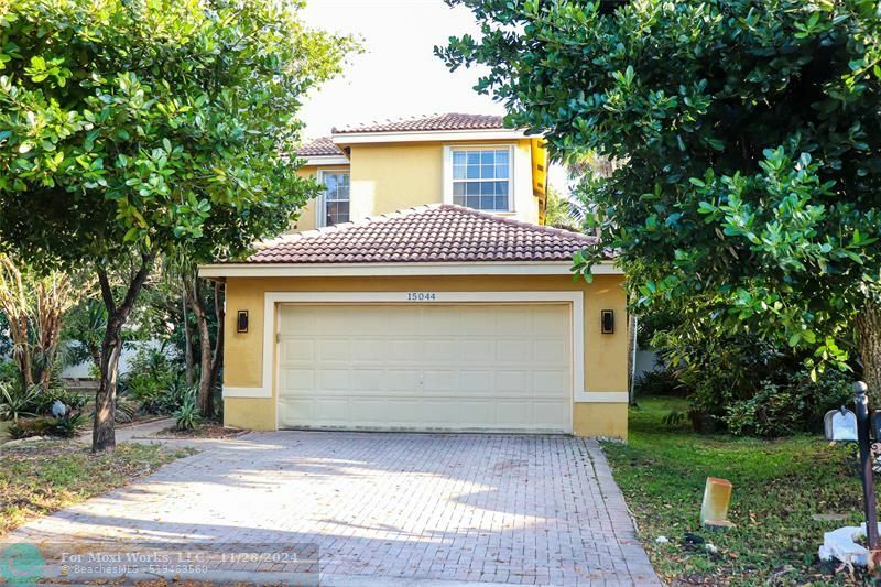 Property Photo:  15044 SW 19th St  FL 33027 