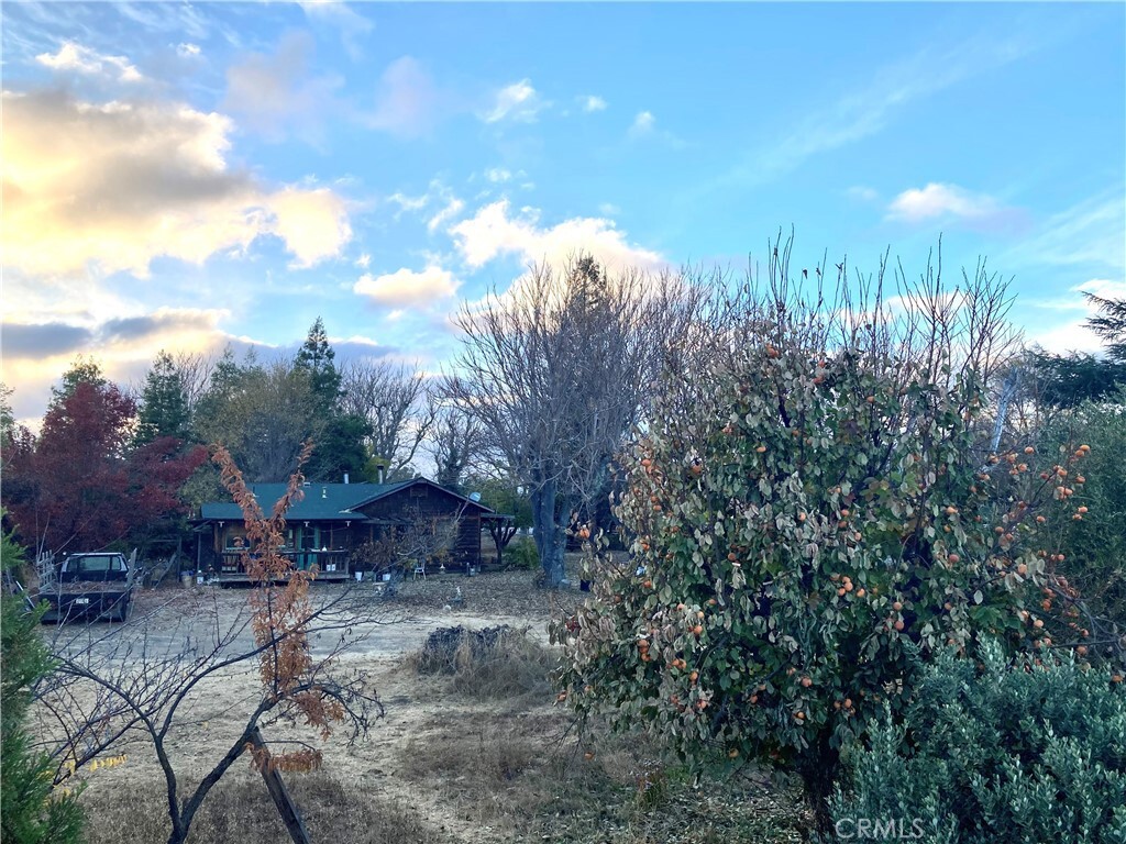 Property Photo:  1225 Vineyard Drive  CA 93465 