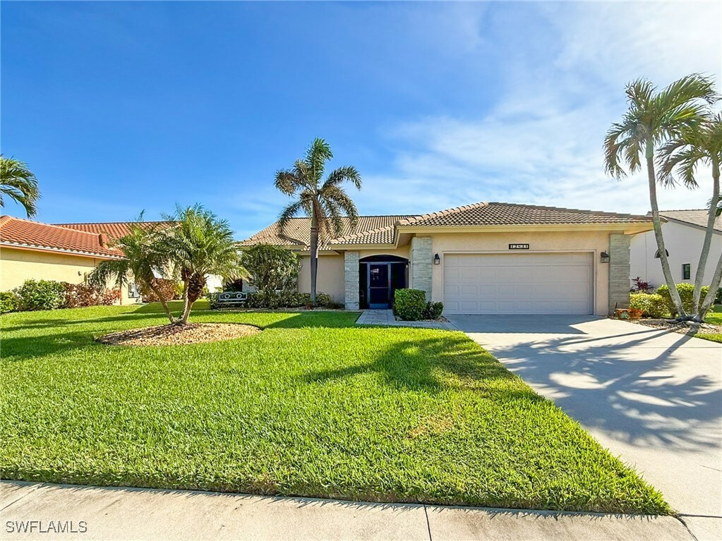 Property Photo:  12831 Kelly Bay Court  FL 33908 