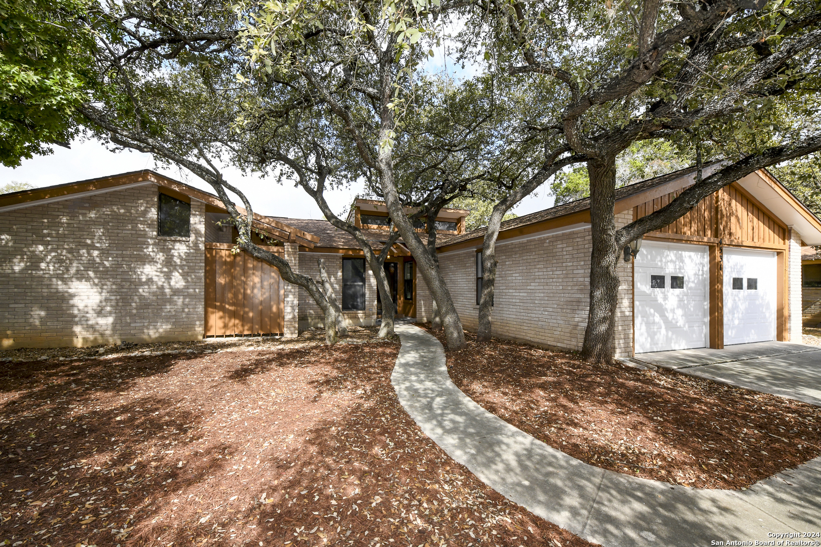 Property Photo:  4531 Honey Locust Woods  TX 78249 