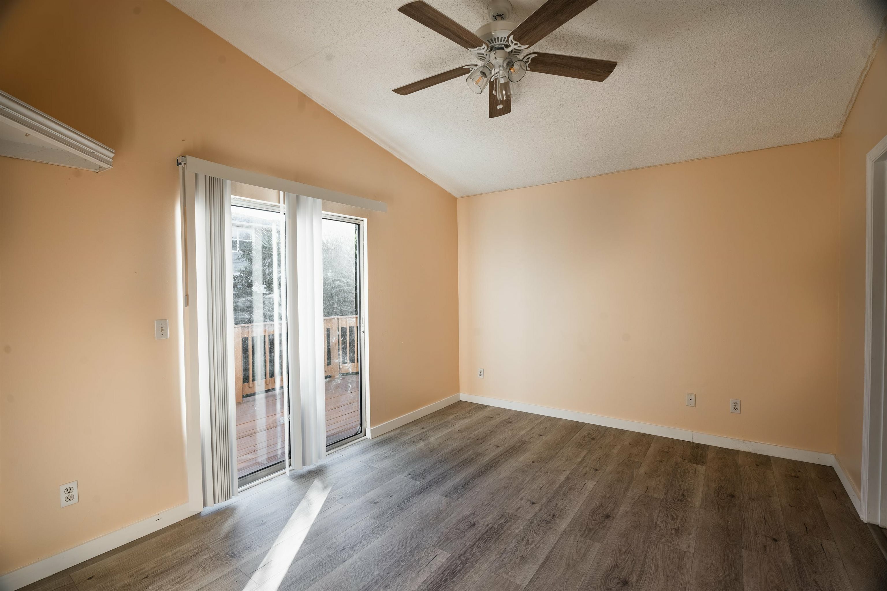 Property Photo:  207 B Street  FL 32080 