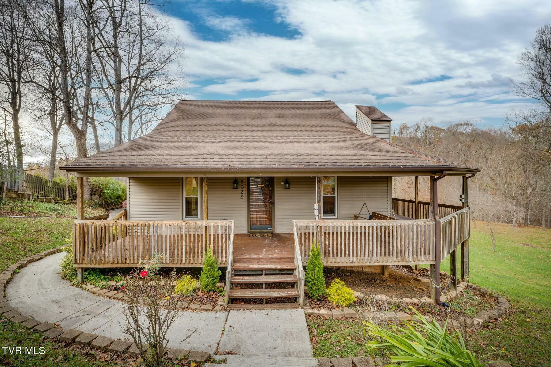 Property Photo:  5039 Lake Forest Drive  TN 37663 