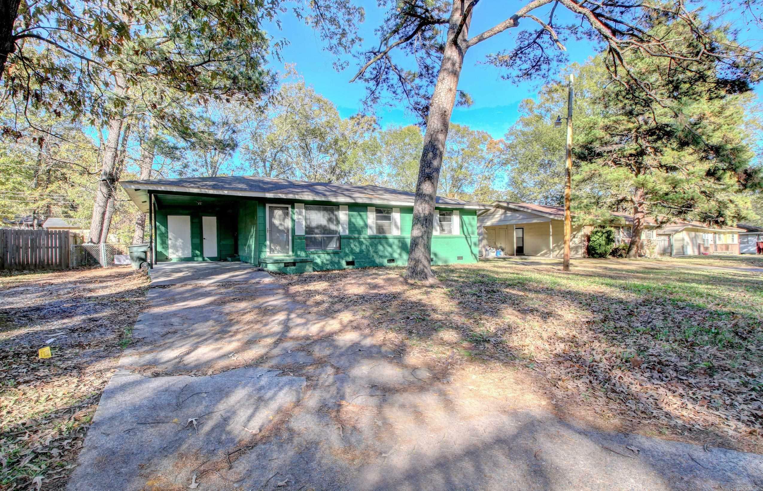 Property Photo:  30 Winchester Drive  AR 72209 