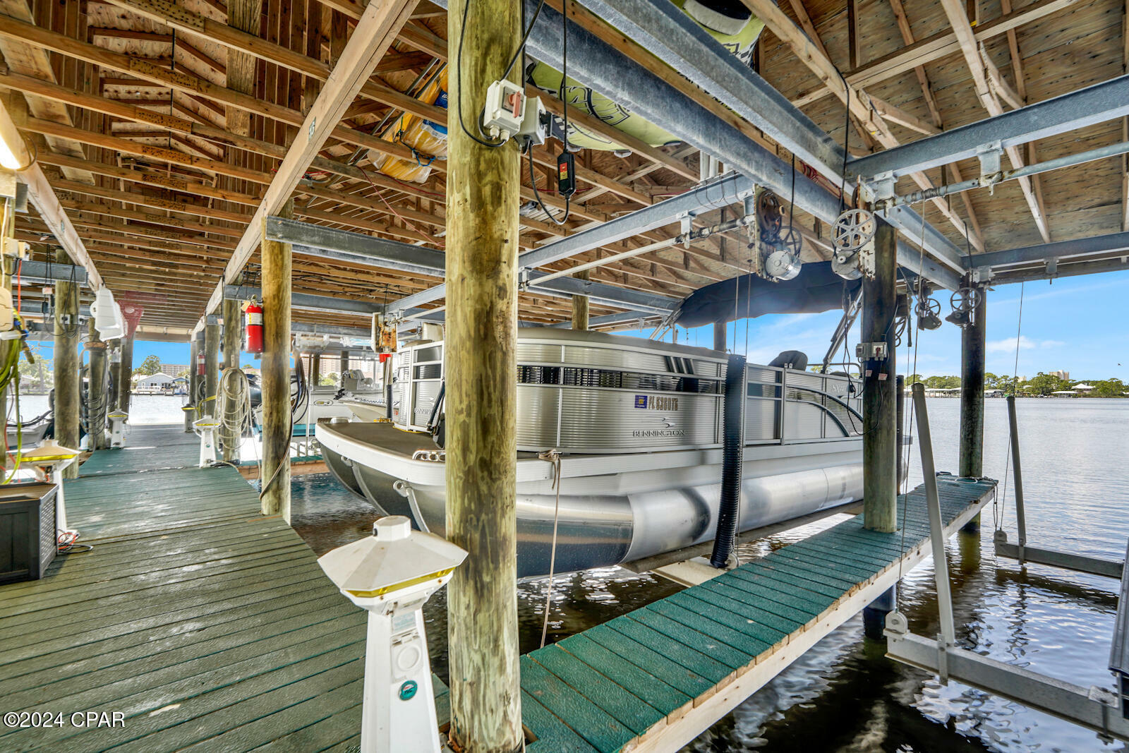 Property Photo: 7813 N Lagoon Drive 9F FL 32408