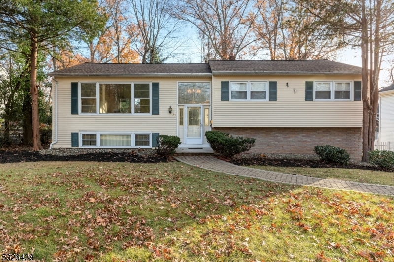 Property Photo: 31 Delwick Ln NJ 07974